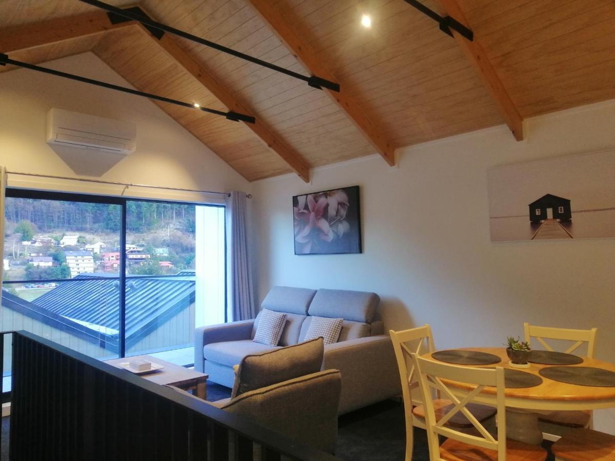 Queenstown Central - Walk To Town - Free Parking - Wifi And Smart Tv - Gym Exterior foto
